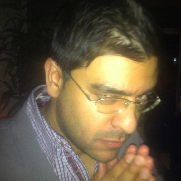 Profile Picture of Ralph Monteath (@ralphkam) on Poshmark