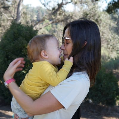 Profile Picture of Viktoriya Vulfson (@vickyvulfson) on Twitter