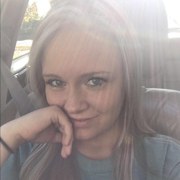 Profile Picture of Jana Rudasill (@janarudasill1) on Poshmark