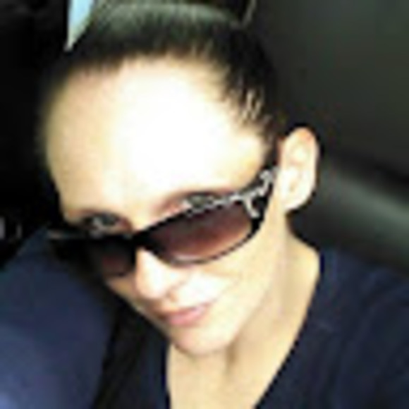 Profile Picture of Raylene Cantrell (@mrsbarchus6969) on Poshmark