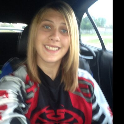 Profile Picture of Jessie Hines (@hinesjessie) on Twitter