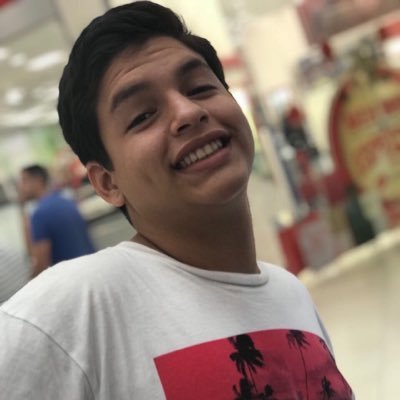Profile Picture of David Arturo Noboa (@arturo_noboa) on Twitter