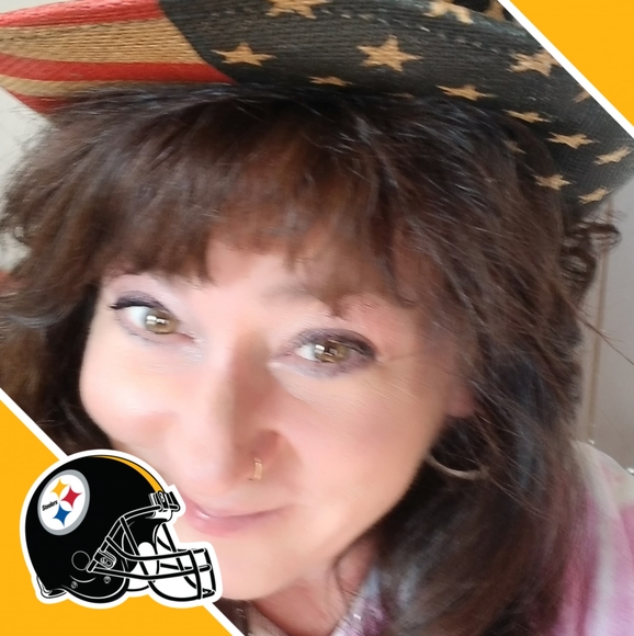 Profile Picture of Christine Billmeier (@spazedmom) on Poshmark