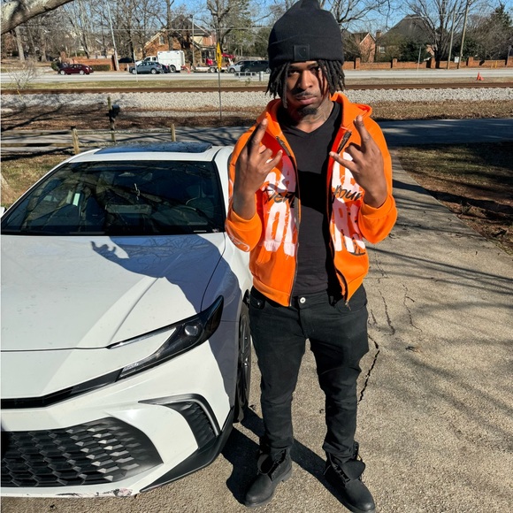 Profile Picture of Jacoby Stovall (@cobyguwop2257) on Poshmark