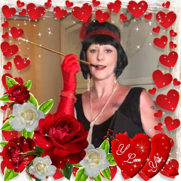 Profile Picture of Merridee Harvey (@strawbs62) on Poshmark