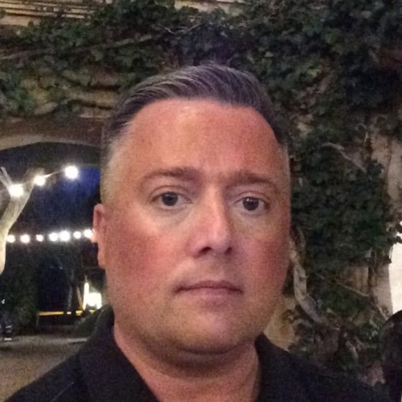 Profile Picture of Jason Dougan (@jasondougan) on Poshmark