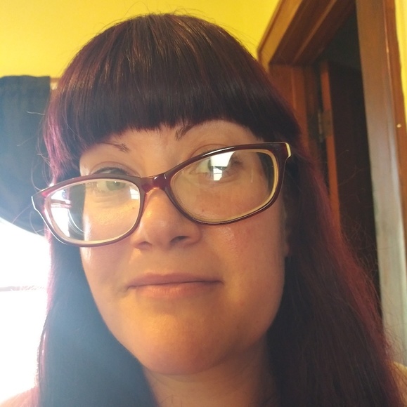 Profile Picture of Mariah Bauman (@mariahkbauman) on Poshmark