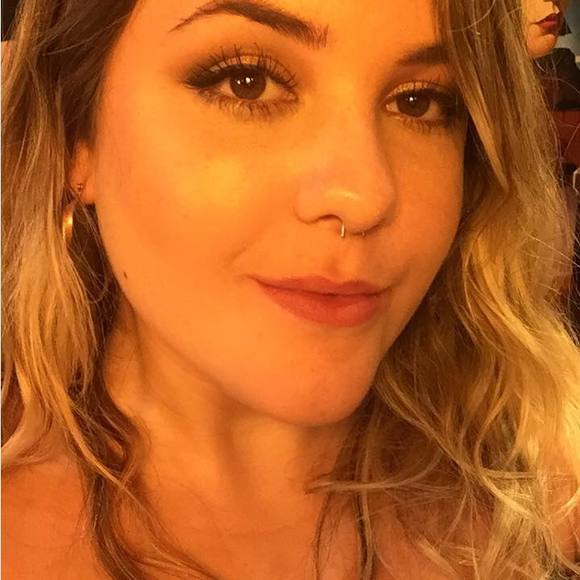 Profile Picture of Lily Ruiz (@lilyruiz2) on Poshmark