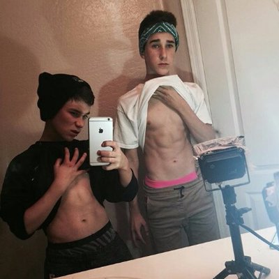 Profile Picture of AmandaRowland (@AmeliaRowland2) on Twitter