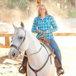 Profile Picture of Mackenzie Honeycutt (@mach0ney) on Instagram