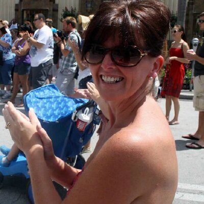 Profile Picture of Janet Gill. (@janetgilI) on Twitter