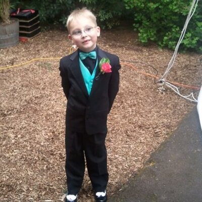 Profile Picture of Robyn (@RobynSheldon5) on Twitter