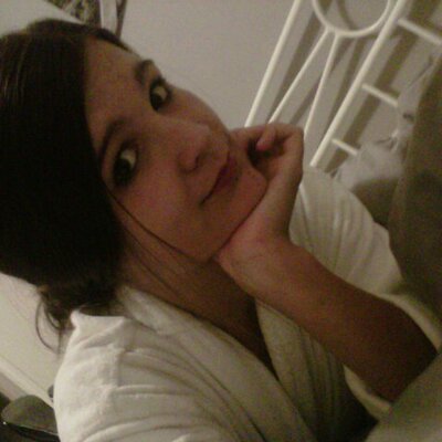 Profile Picture of Danielle (@DanZee94) on Twitter