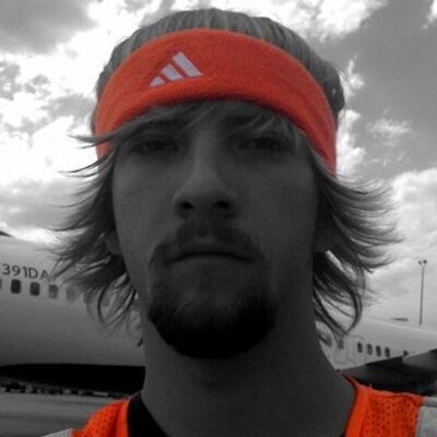 Profile Picture of Devin Elder (@devs89avs) on Twitter