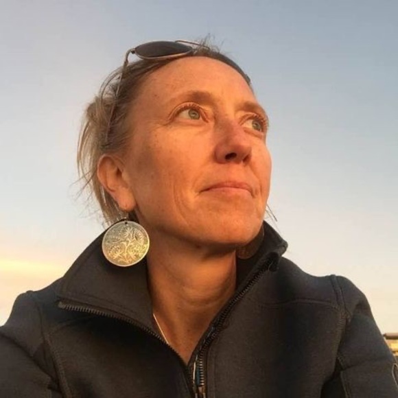 Profile Picture of Sarah Syverson (@syversonsarah) on Poshmark