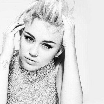 Profile Picture of Miley  ♥ (@PakerAmy_09) on Twitter