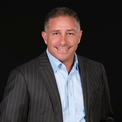 Profile Picture of Ivan Arjona (@woodlandstxhome) on Twitter