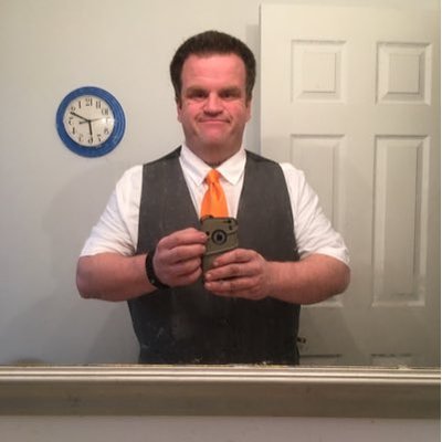Profile Picture of Robert Keefeon Twitter