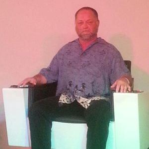 Profile Picture of Randall J Mink (@RJ_Mink) on Twitter