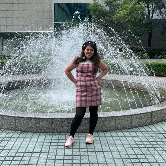 Profile Picture of Stephanie Alejandro (@fannyfioriamore) on Poshmark