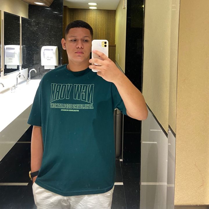 Profile Picture of Thomas (@_thomashenry_) on Tiktok