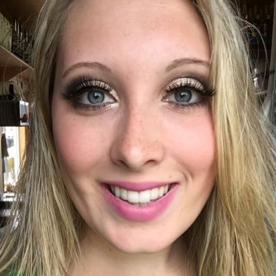 Profile Picture of Amy Larsen (@amylarsen200) on Twitter