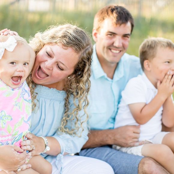 Profile Picture of Julia Maker (@juliarmaker) on Poshmark