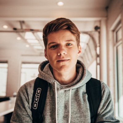 Profile Picture of Frank Russell (@FrankLeviRuss) on Twitter