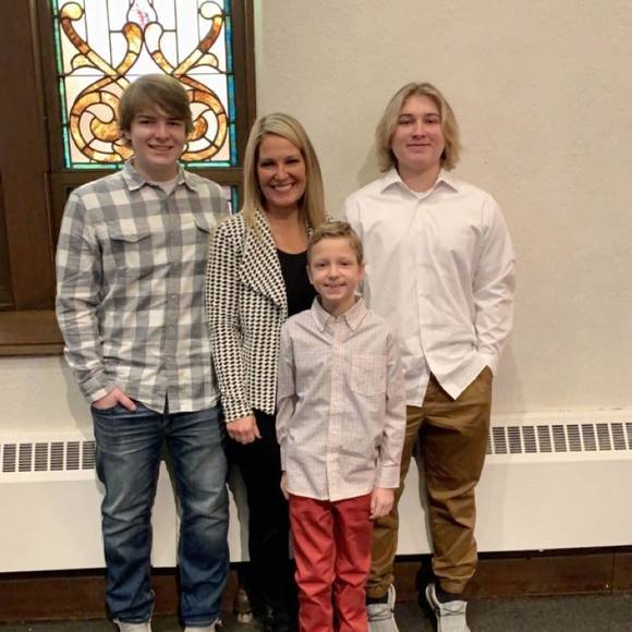 Lindsay Bechel - Poshmark Profile Picture of Lindsay Bechel (@lbechel) on Poshmark