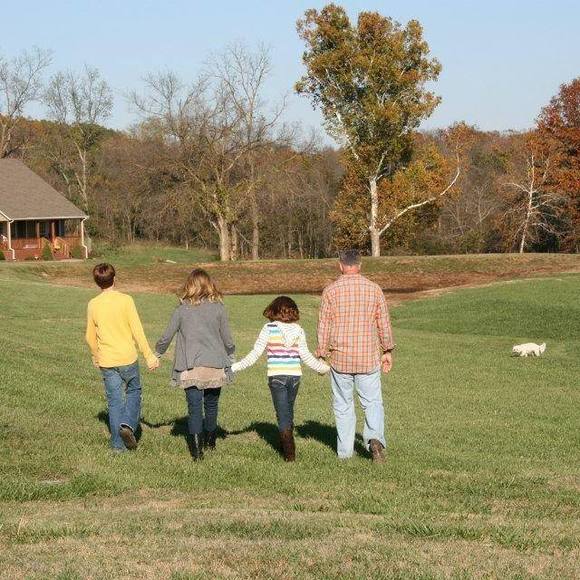 Profile Picture of Cliff Thompson (@battchief35) on Poshmark