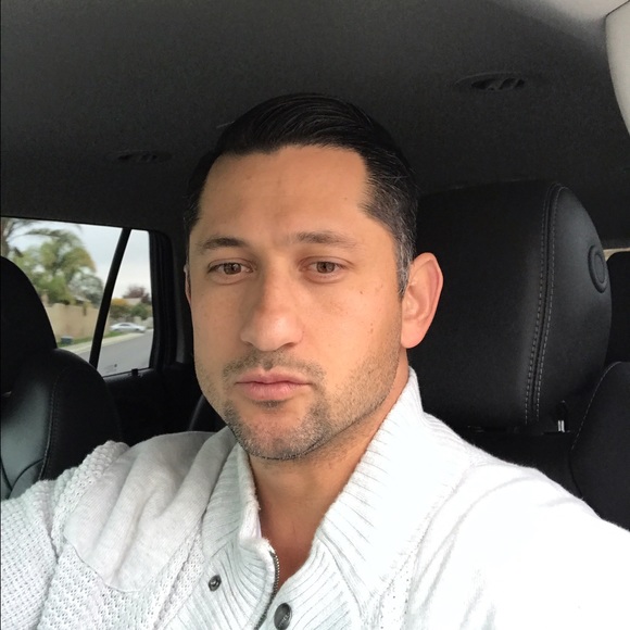 Profile Picture of Jose Iniguez (@24karatgce) on Poshmark