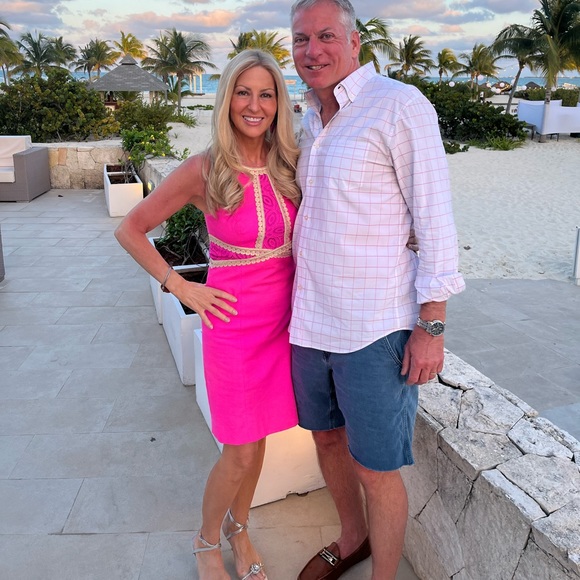 Profile Picture of Sharon Schiller (@sharon217) on Poshmark