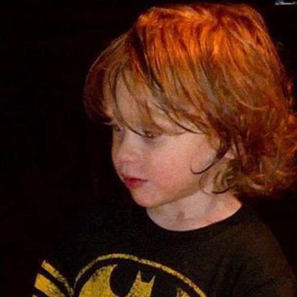 Profile Picture of Nora De la paz (@delapaz) on Poshmark