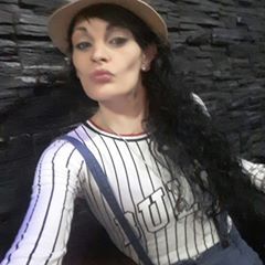 Profile Picture of Paula Ipolito (@paulaipolito) on Tiktok