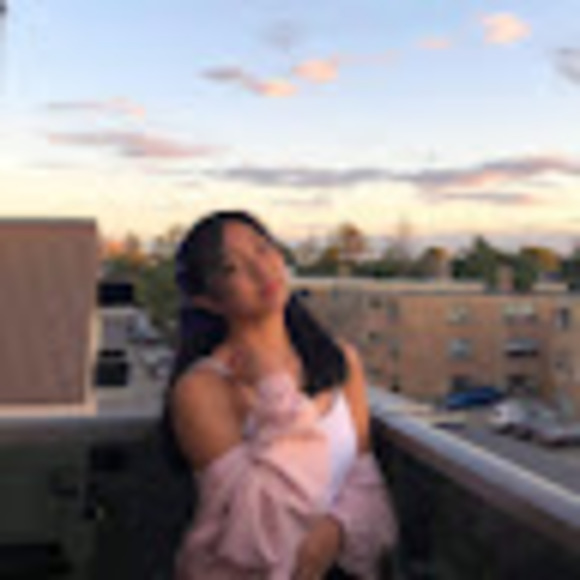 Profile Picture of Hanna Toribio (@ckonrielle25) on Poshmark