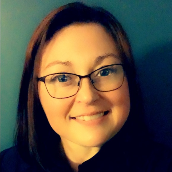 Profile Picture of Christina Young (@teener875) on Poshmark
