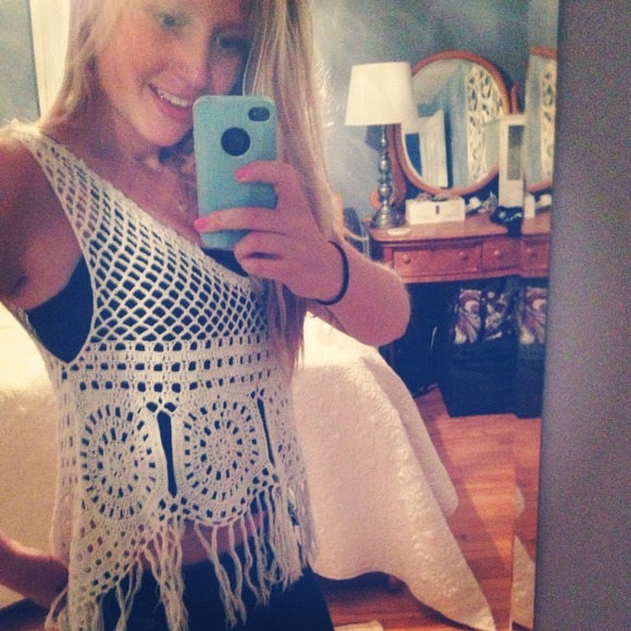 Profile Picture of Carly Catchpole (@crcatchpole3) on Poshmark