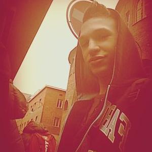 Profile Picture of Samuel D'Amato (@Samuel2001D) on Twitter