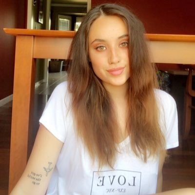 Profile Picture of Nikki Williams🦋 (@nikkiw_13) on Twitter