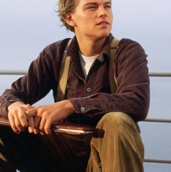 Profile Picture of Maleigha Furmanek (@maleighaf) on Poshmark