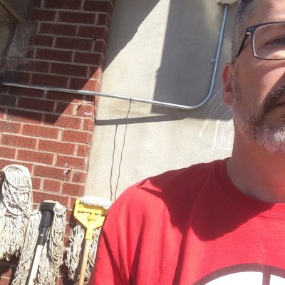 Profile Picture of Mark Essig (@mark_essig) on Twitter