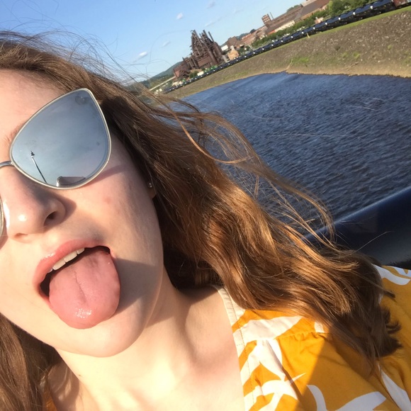 Profile Picture of Sarah Difulgo (@sdifulgo) on Poshmark