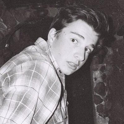 Profile Picture of Jonathan Schell (@elcaminodreams) on Twitter