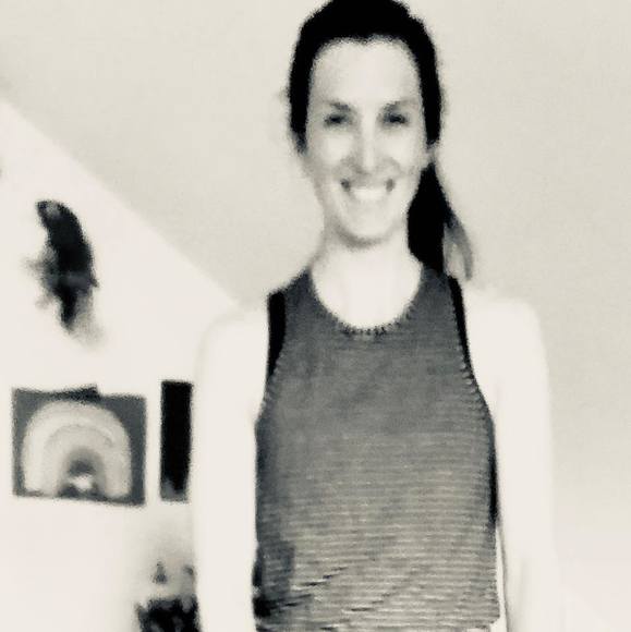 Profile Picture of Catherine Perreault (@pepichette) on Poshmark