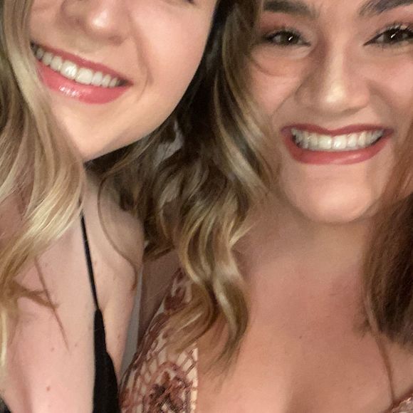 Profile Picture of Haley Reiff (@hmreiff) on Poshmark