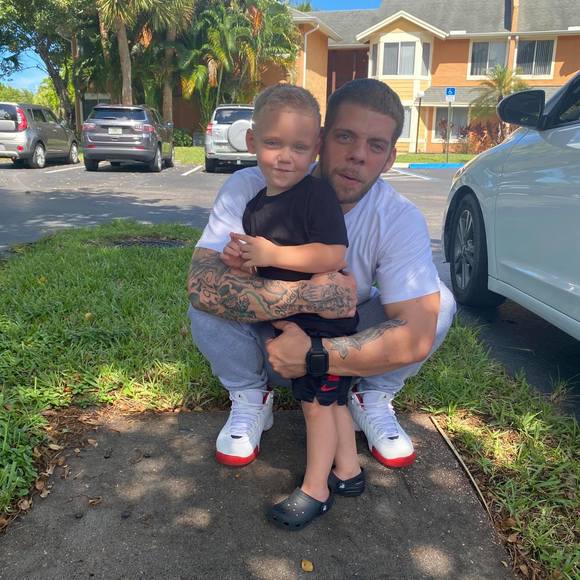 Profile Picture of John Moroney (@johnmoroney) on Poshmark