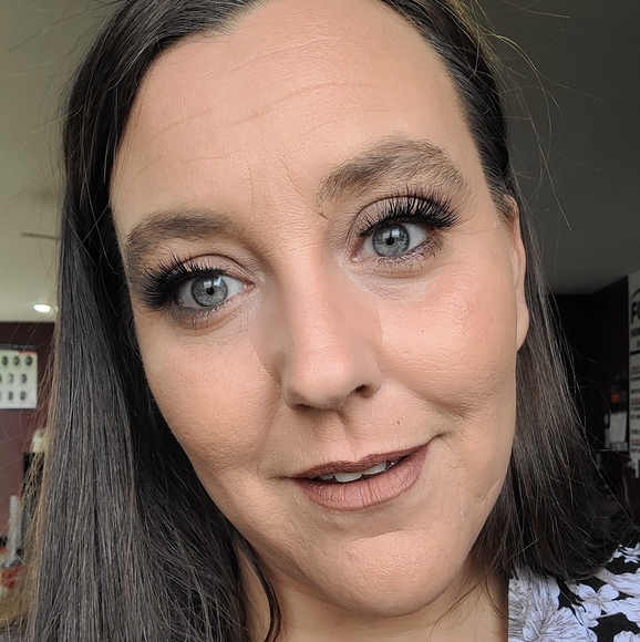 Profile Picture of Leigh Vandygriff (@leighkrause) on Poshmark