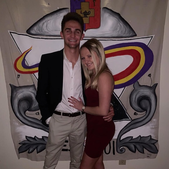 Profile Picture of Mike Tylicki (@michaeltylicki) on Poshmark