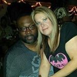 Stacy Hanson Harris - Instagram Profile Picture of Stacy Hanson Harris (@stacyhansonharris) on Instagram