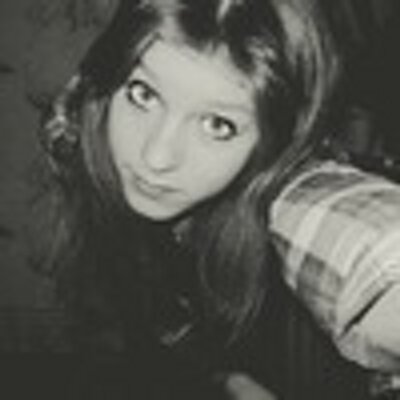 Profile Picture of Joanna Holmes (@HolmesMyrtle) on Twitter